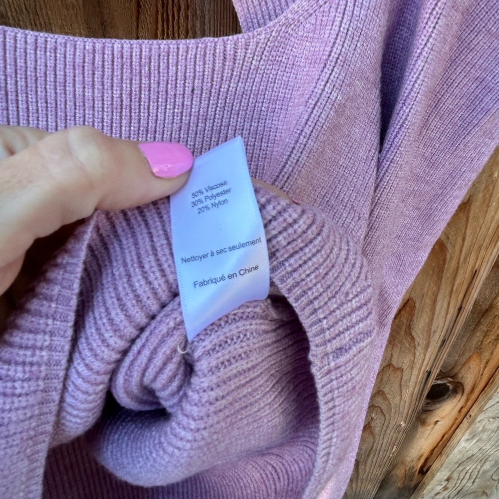 NWOT ASTR the label Catalina Cut-Out Sweater size small lilac color - Picture 10 of 11